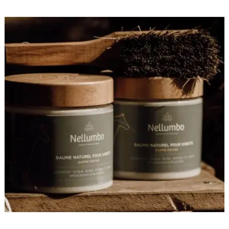 https://naturaequidog.com/produits-de-soins-naturels/1437-nellumbo-baume-pour-sabots.html